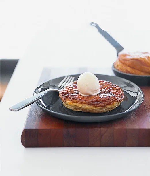 Banana tarte Tatin with nutmeg ice-cream