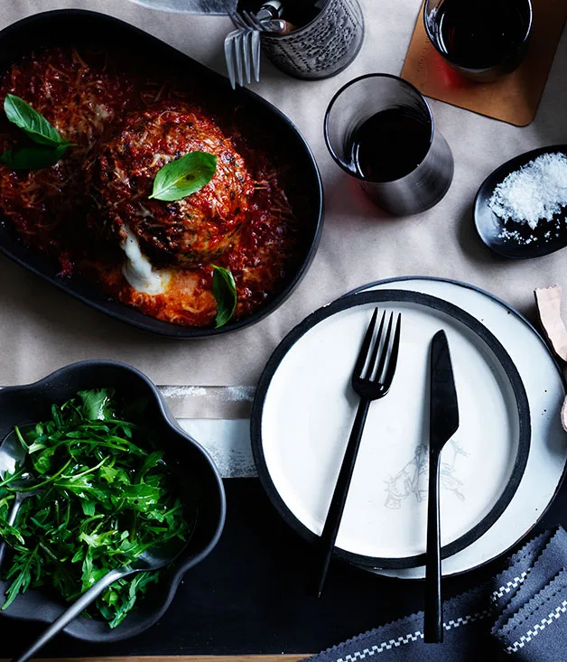 Giant meatballs stuffed with mozzarella