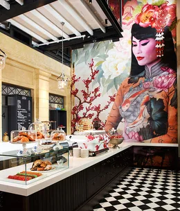 Madame Hanoi, Adelaide