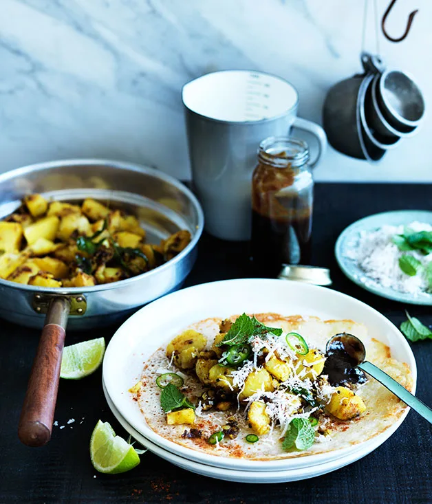 Dosai with spiced potatoes and tamarind chutney