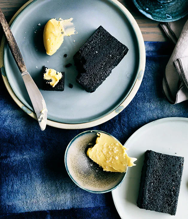 Liquorice bread