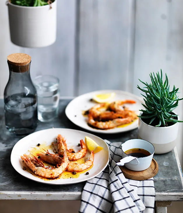 Barbecue prawns