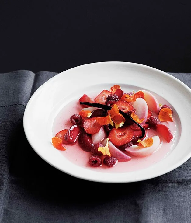 WHITE PEACH AND BLACK PLUM FRUIT SALAD