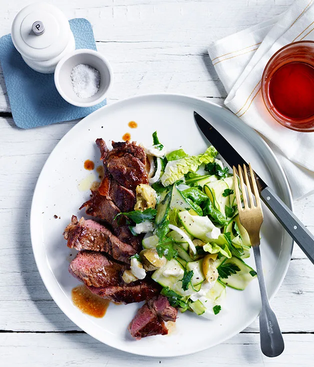 Steak with zucchini and blue cheese salad