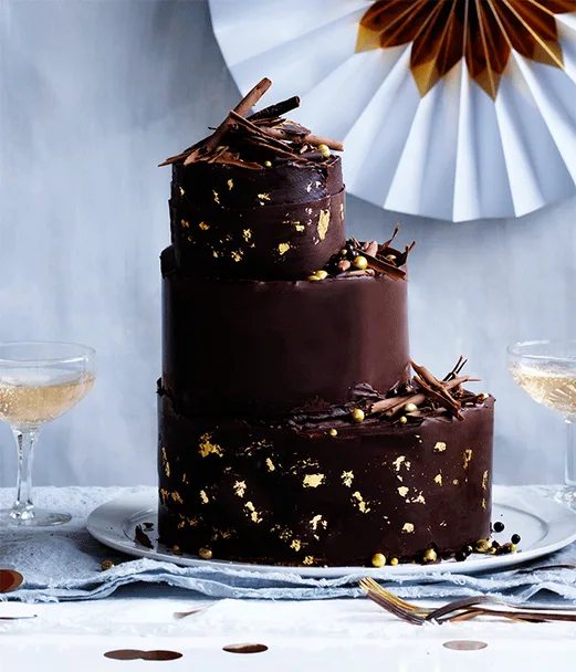 Hazelnut-chocolate cake