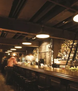 The Baxter Inn does a pop-up with H&M