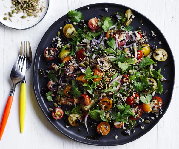 Tomato and mixed-grain salad with black garlic dressing