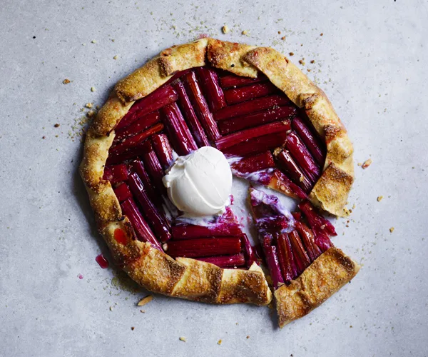 Rhubarb galette