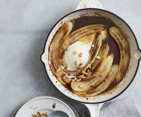 Pan-fried bananas with salted maple caramel and vanilla ice-cream