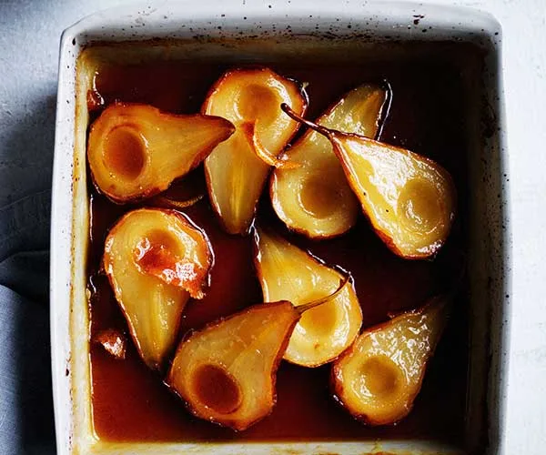 Roast pears with maple syrup and crème fraîche