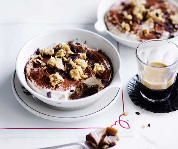 Almond and muscovado tiramisù