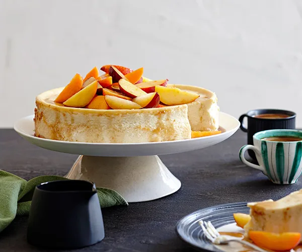 Ricotta cheesecake with end-of-summer fruit