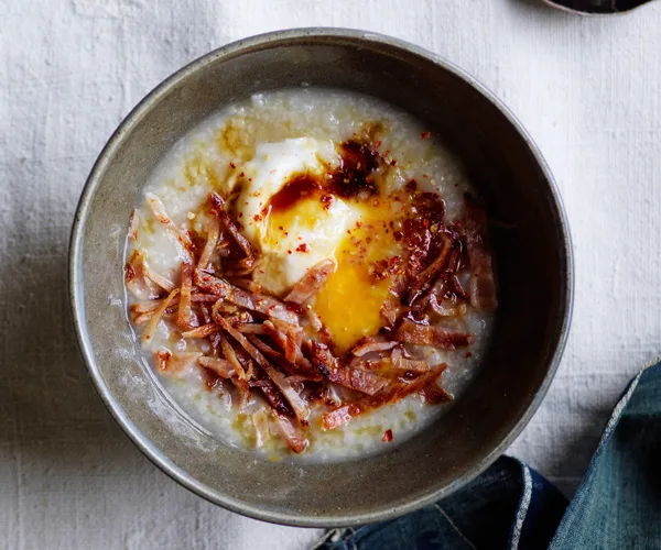 Egg and bacon congee