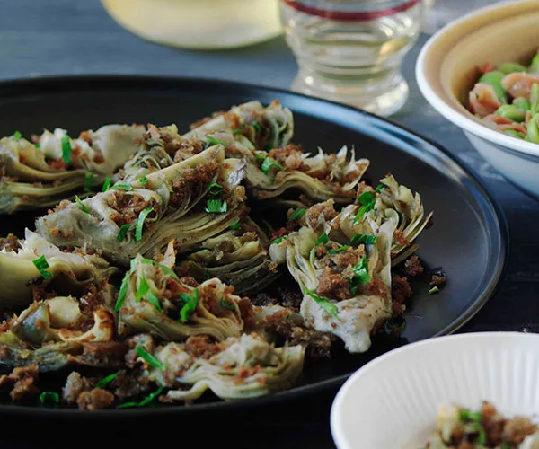 Saut&eacute;ed artichoke hearts