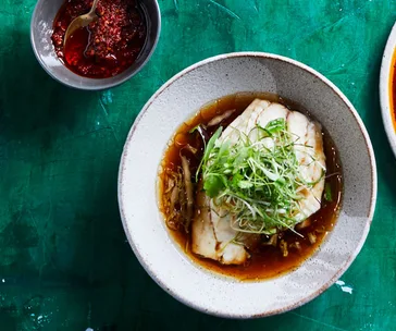 Steamed fish fillets with ginger and spring onions
