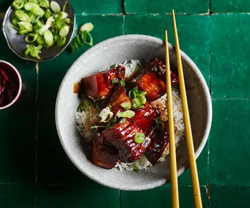 Braised pork ribs