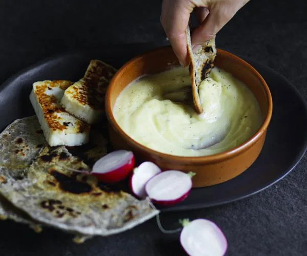 Toum with quick za'atar flatbread and haloumi