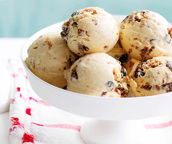 Christmas pudding semifreddo