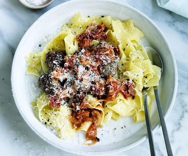 Polpetti with roasted tomato sauce and pappardelle