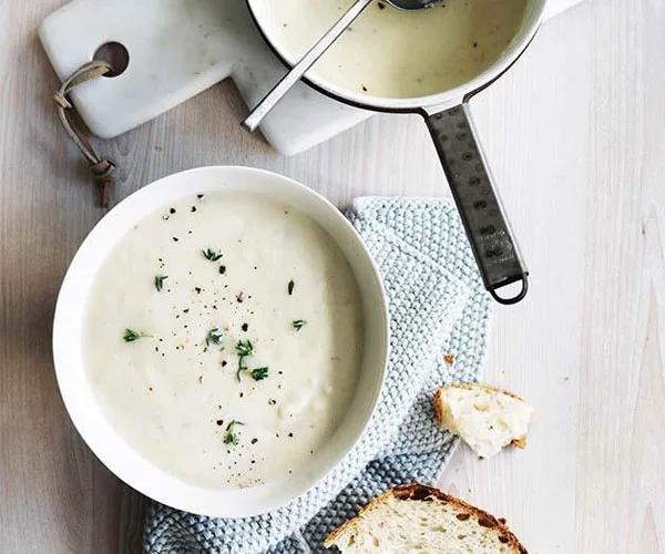 Cauliflower, leek and cheddar soup recipe