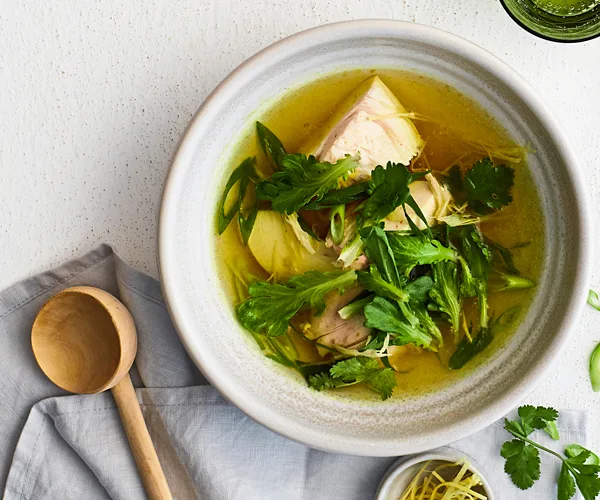 Chicken broth with ginger, turmeric and lemongrass