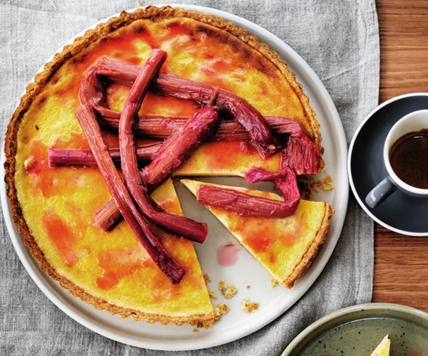 Rhubarb and chamomile tart