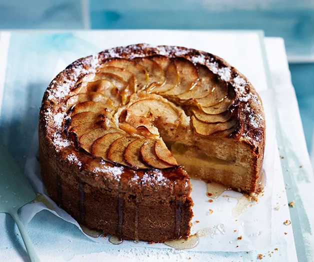 Apple-vanilla teacake with thick vanilla custard