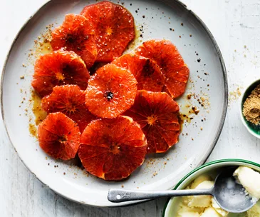 Caramelised pink grapefruit and vanilla ice-cream