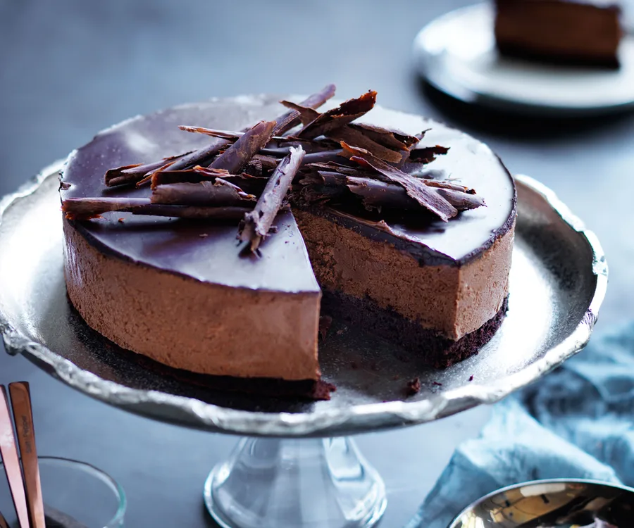 Chocolate mousse cake