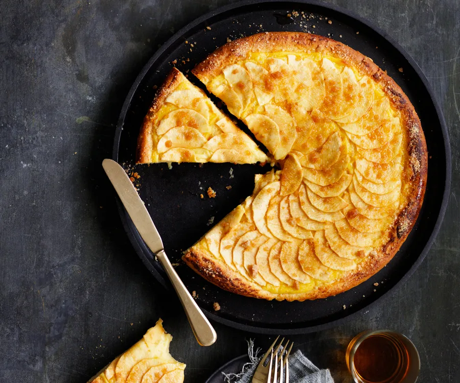 Brioche apple custard tart