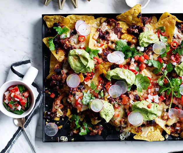 Pulled chicken and black bean nachos