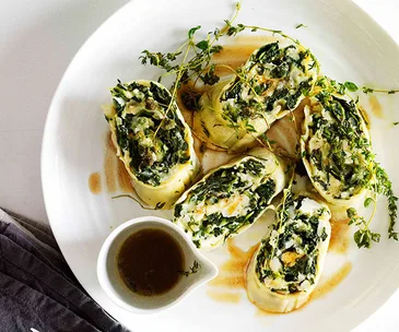 Rotolo di pasta ripieno