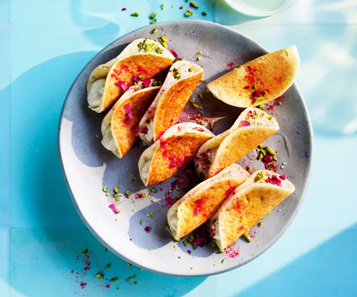 Syrian filled pancakes with pistachio cream