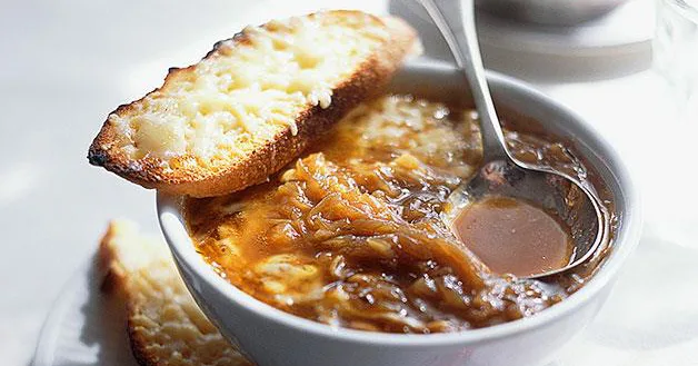 French onion soup recipe | Gourmet Traveller