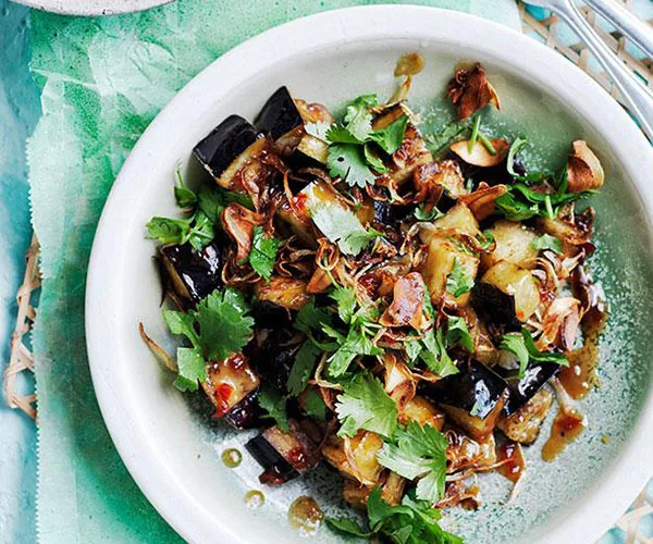 Stir-fried eggplant with sweet tamarind sauce