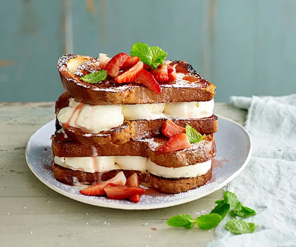 Ice Cream Sandwiches with Moscato-Poached Strawberries