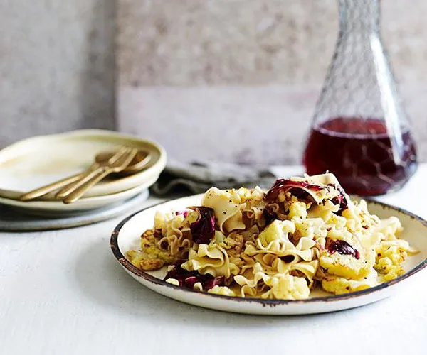 27 seafood pasta recipes to add a little luxe to your life