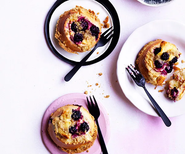 Breakfast buns recipe | Gourmet Traveller