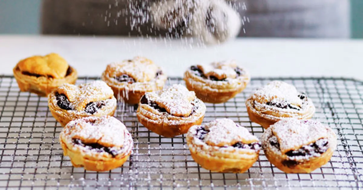 Fruit Mince Tarts Recipe by Lorraine Godsmark