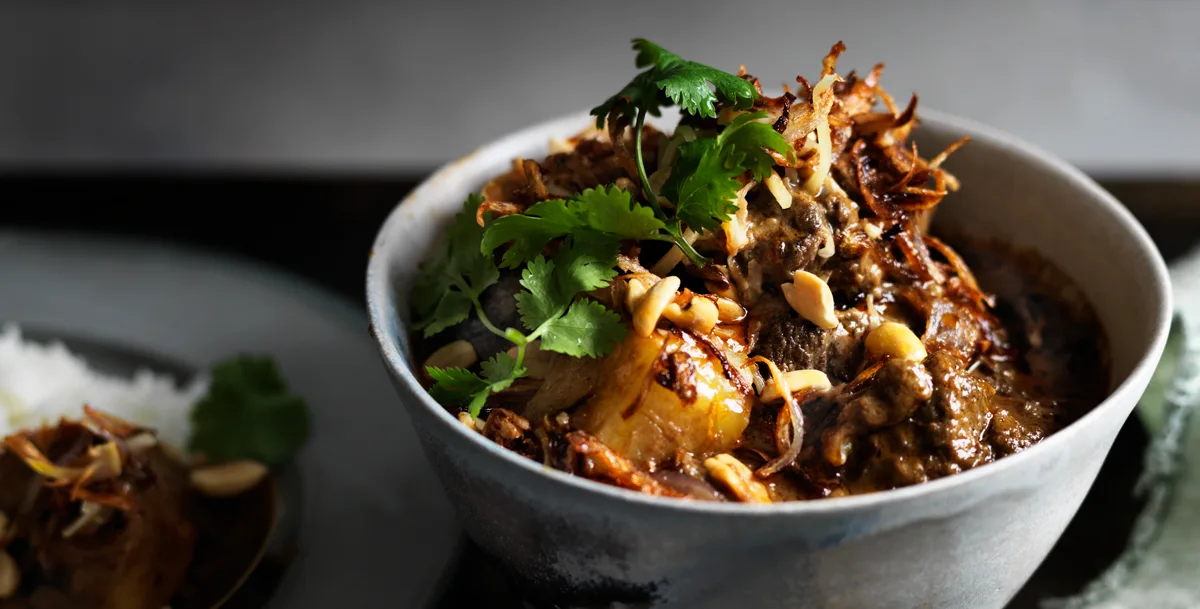 Beef and potato Massaman curry recipe | Gourmet Traveller