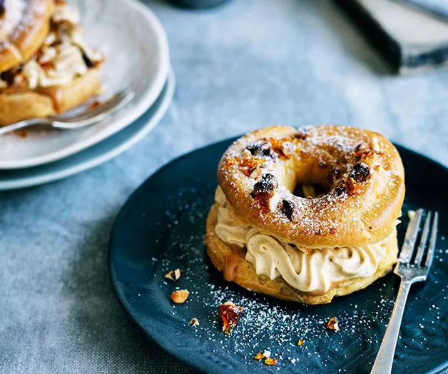 Paris-Brest with hazelnut praline cream