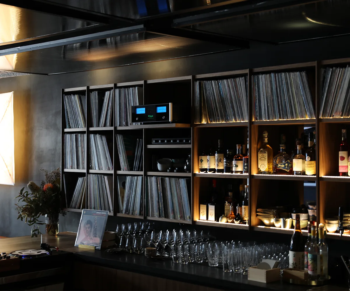 Ante bar in Newton Sydney, view of the bar and record collection