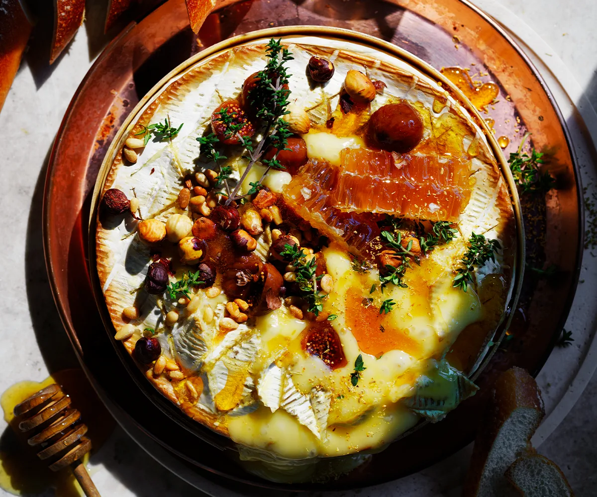 Baked brie with fennel pollen and burnt honey nuts