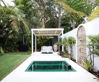 6 Sunshine Coast Airbnbs to backdrop your luxuriation in the salt and sun