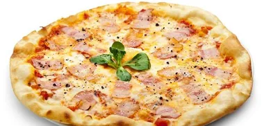 Bacon and egg pizza