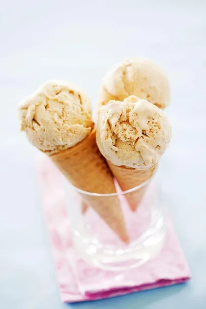 Caramel banana ice cream