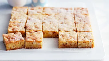 White chocolate and macadamia slice