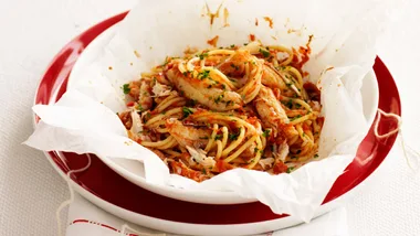 Crab spaghetti in a bag