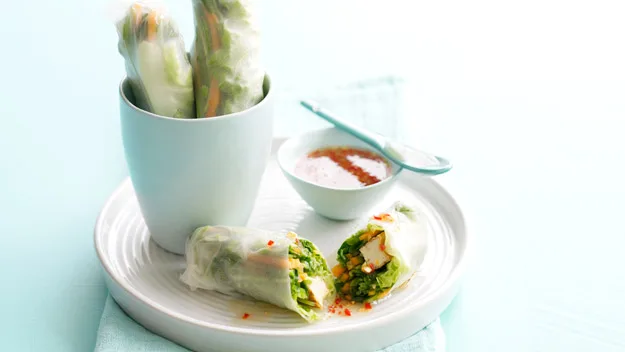 Vegetable and tofu rolls