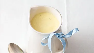 Brandy custard